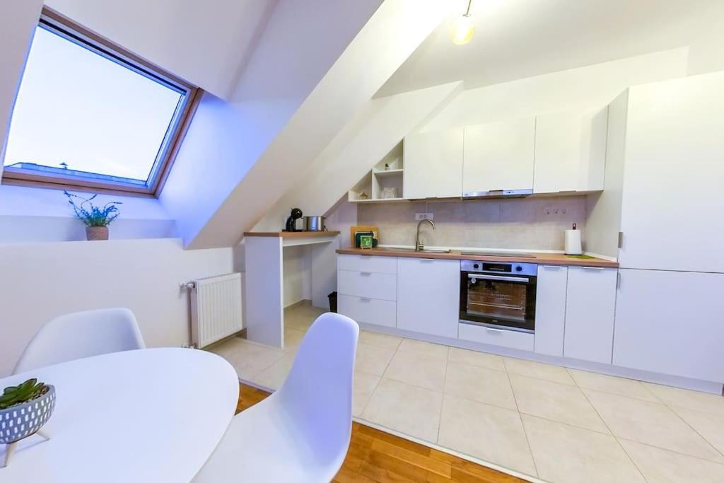 Bucharest Central D Apartment מראה חיצוני תמונה